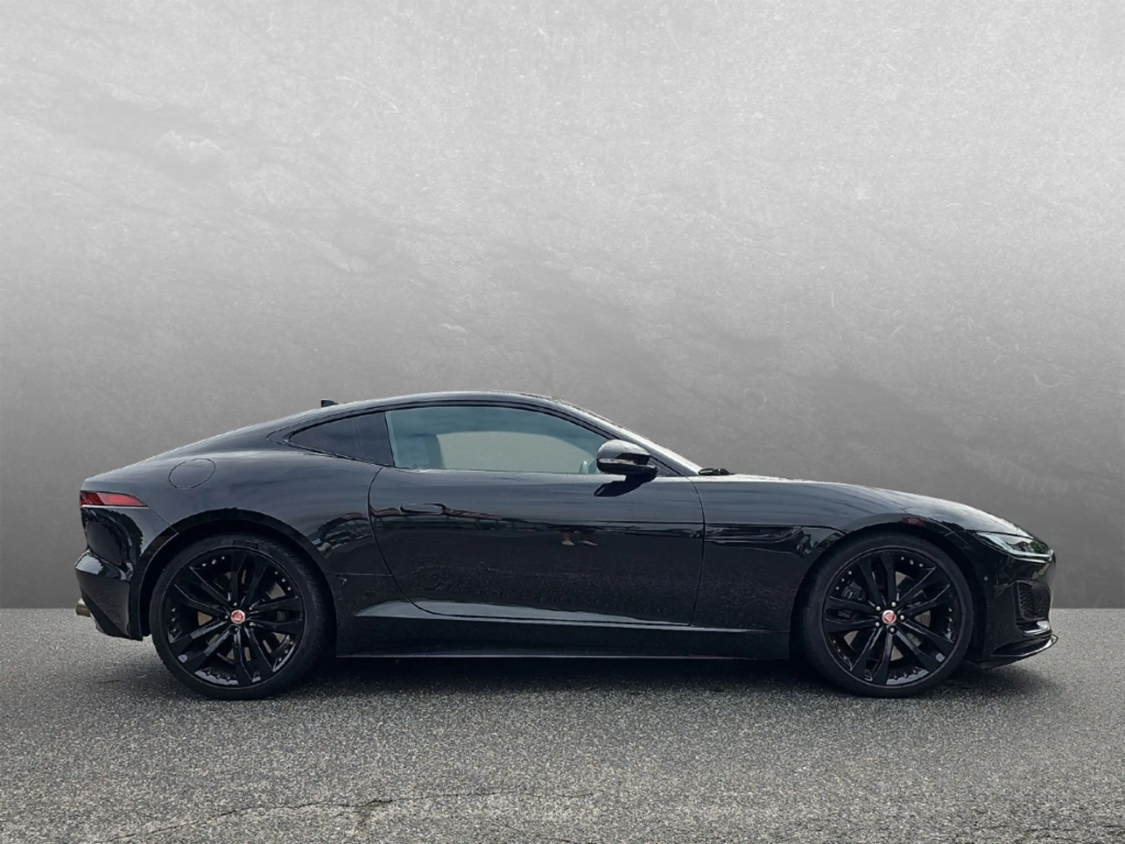 Jaguar F-Type P450 AWD R-Dynamic Black Coupe — photo 7