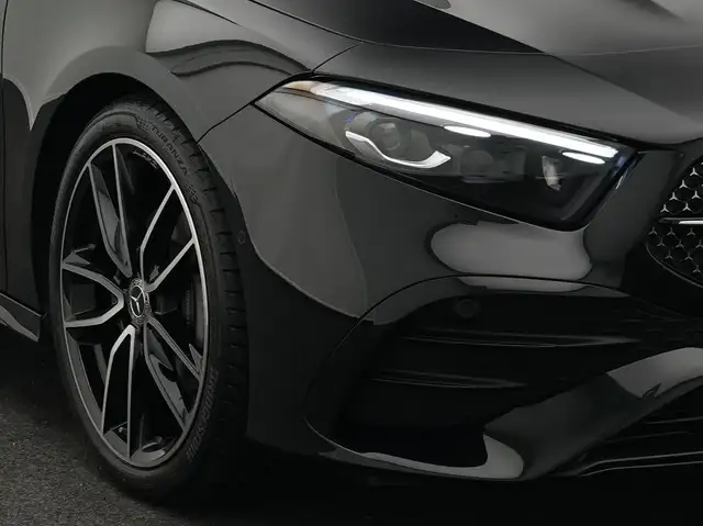 Mercedes-Benz A Class view 9