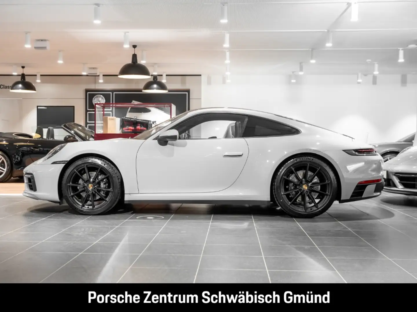 Porsche 992 911 Carrera BOSE Sportabgas Schiebedach Weiß - 2