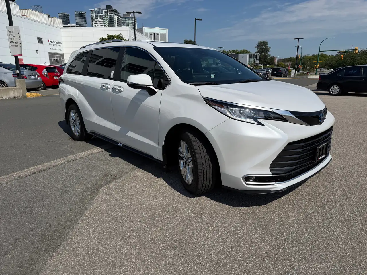 Toyota Sienna photo Toyota Sienna