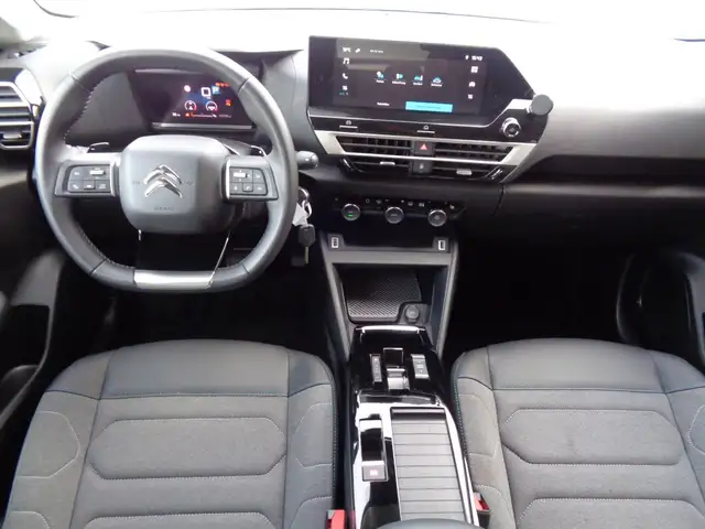 Citroen C4 view 9