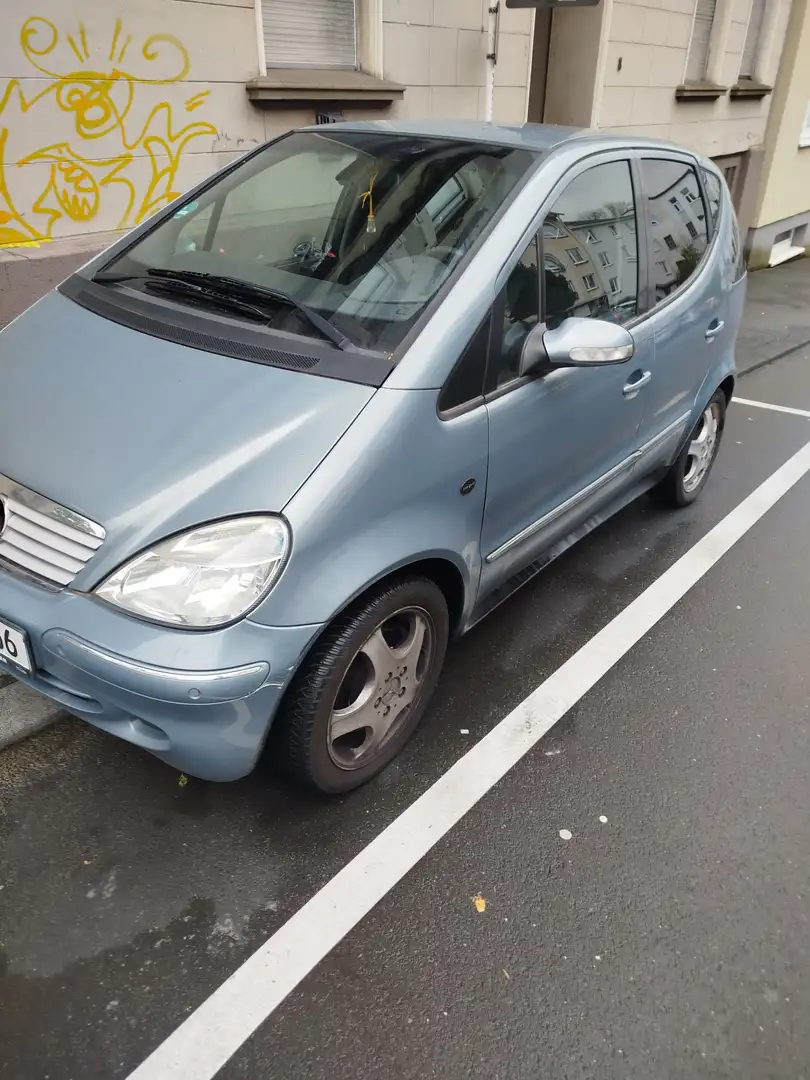 Mercedes-Benz A 190 L Avantgarde - 2