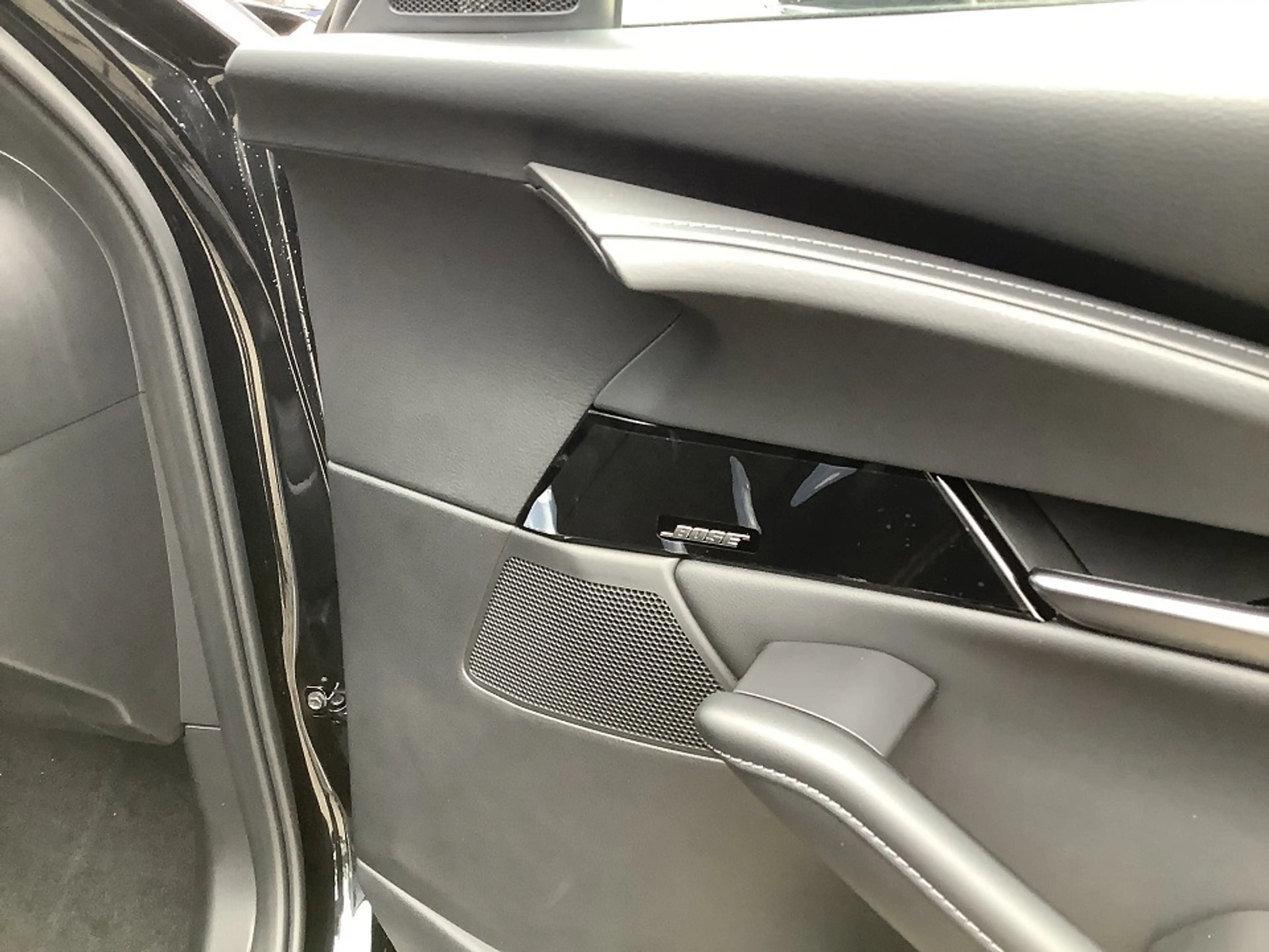 Mazda CX-30 2027 2.5L e-SKYACTIV G 140 ps Homura Plus Homura P — photo 15