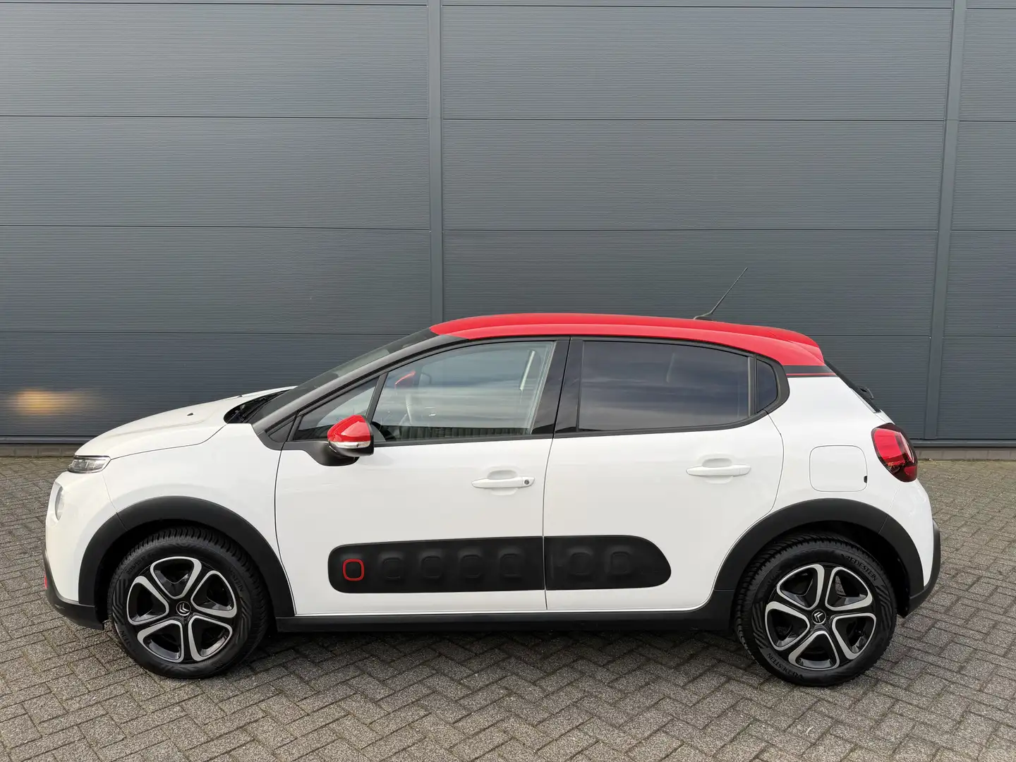 Citroen C3 82pk Shine (Trekhaak - Stoelverwarming - Camera - Weiß - 2