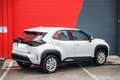 Toyota Yaris Cross 1.5 HYBRIDE 116H AWD-I DYNAMIC BUSINESS %2B PROGRAMME BEYOND ZERO ACADEMY 4x4 Blanc - thumbnail 2