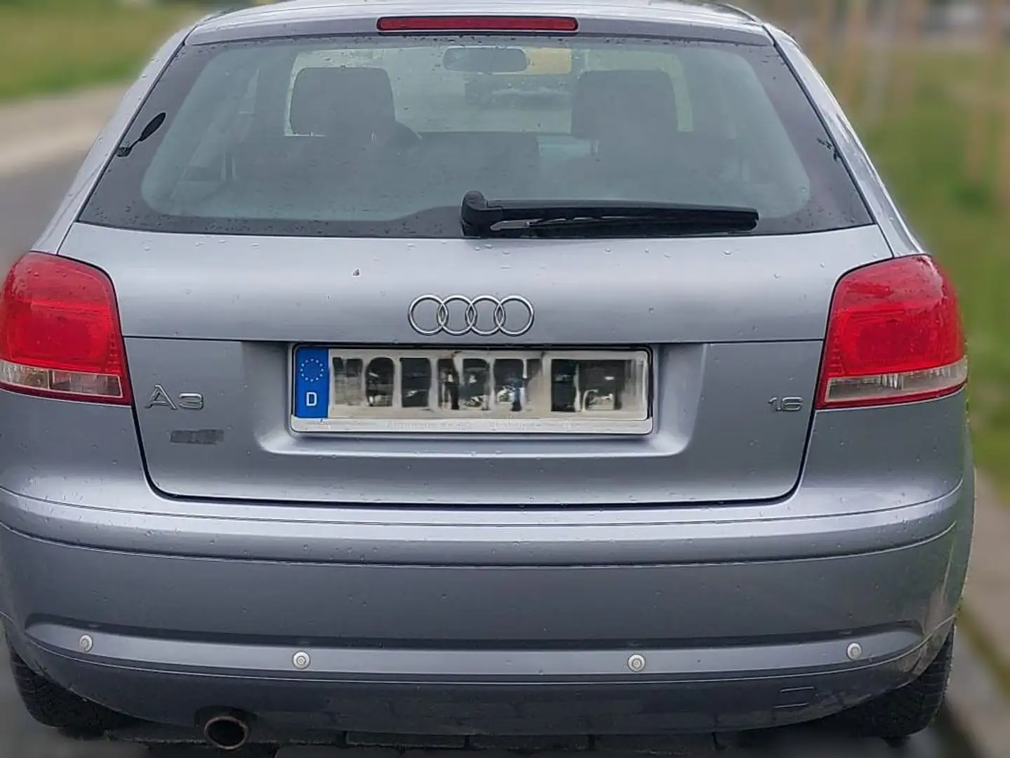Audi A3 A3 1.6 FSI Ambiente Silber - 2