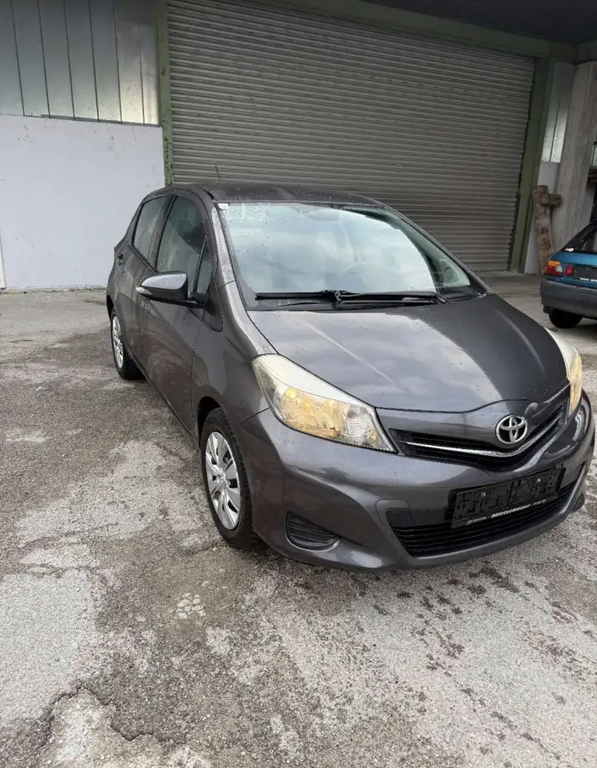 Toyota Yaris 1,33 dVVT-i Lounge MDS Limousine - 1