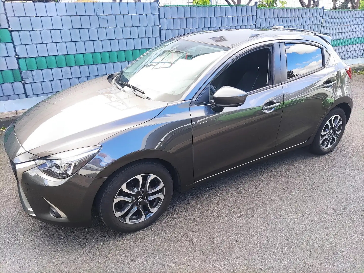Mazda 2 SKYACTIV-G 90 Sports-Line Grau - 1