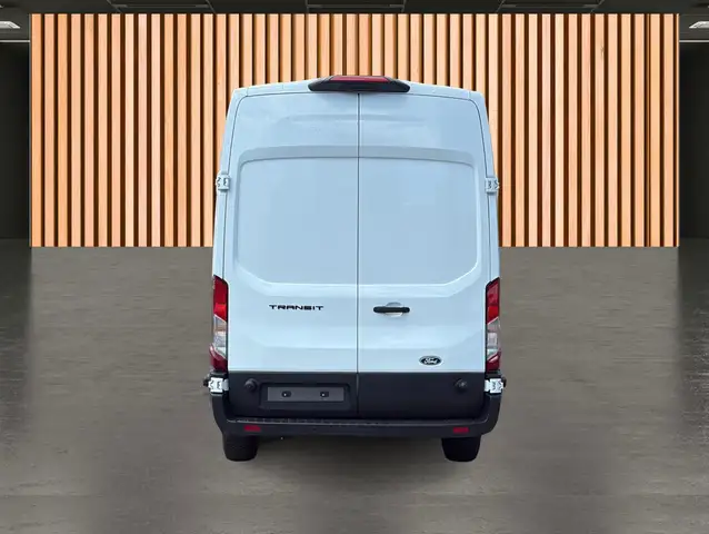 Ford Transit view 5