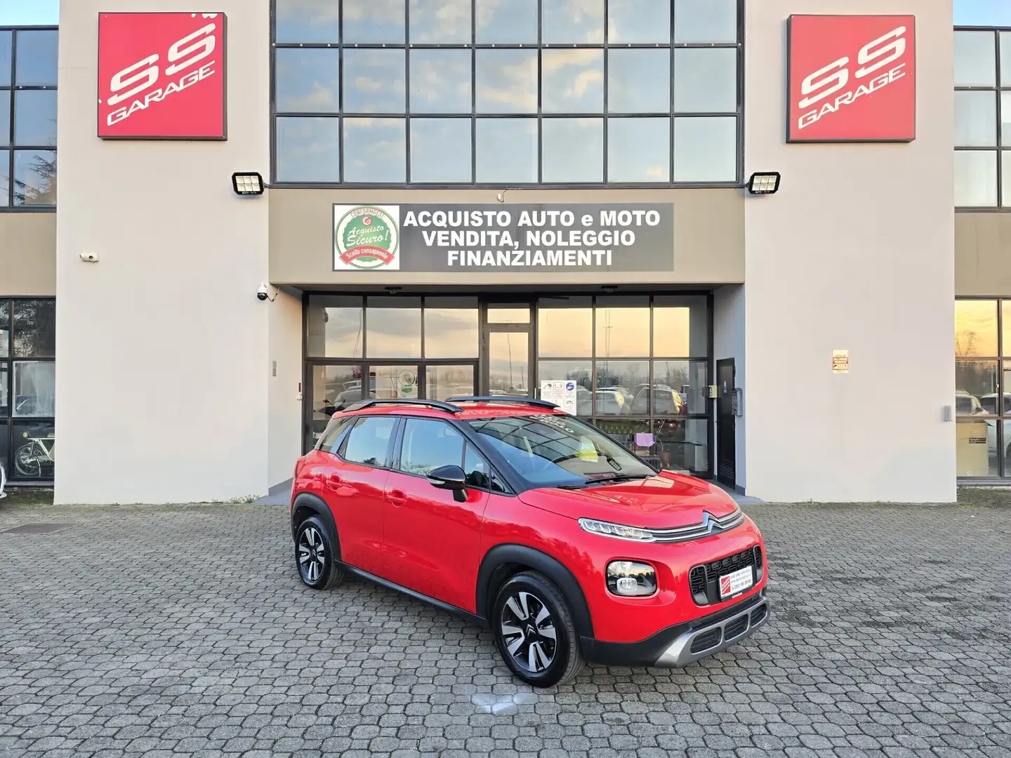 Citroen C3 Aircross C3 Aircross PureTech 110 S&S Shine Rosso - 1