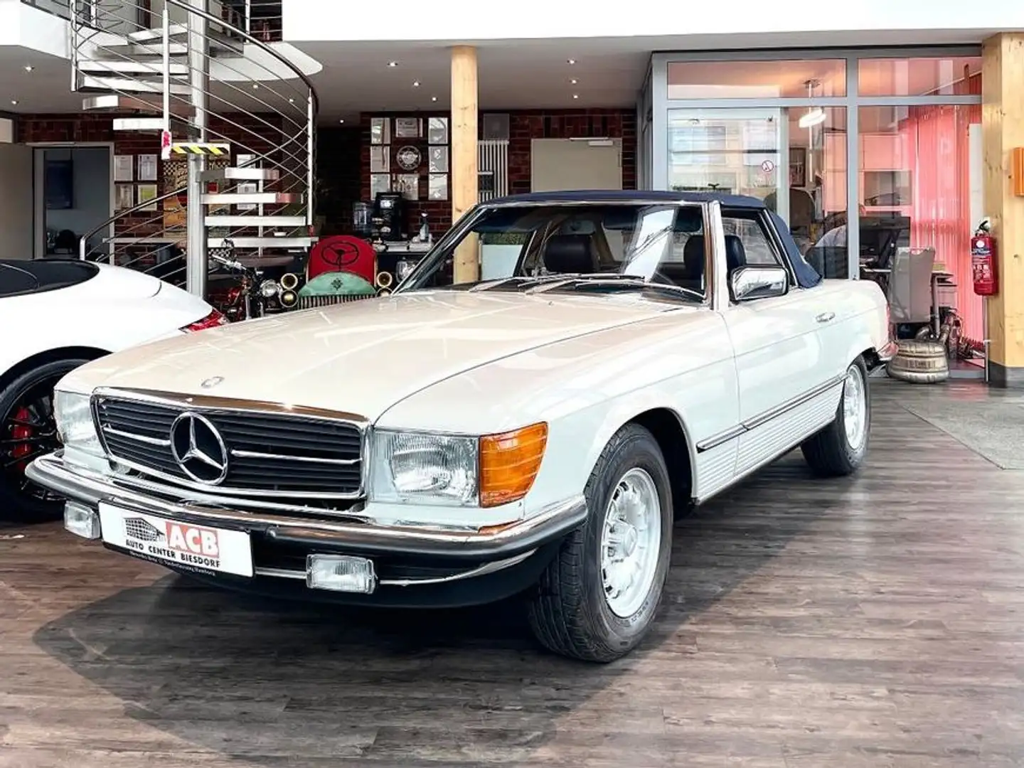 Mercedes-Benz SL 380 V8 Sammlerzustand Sonderla. R107 Erstlack Grau - 2