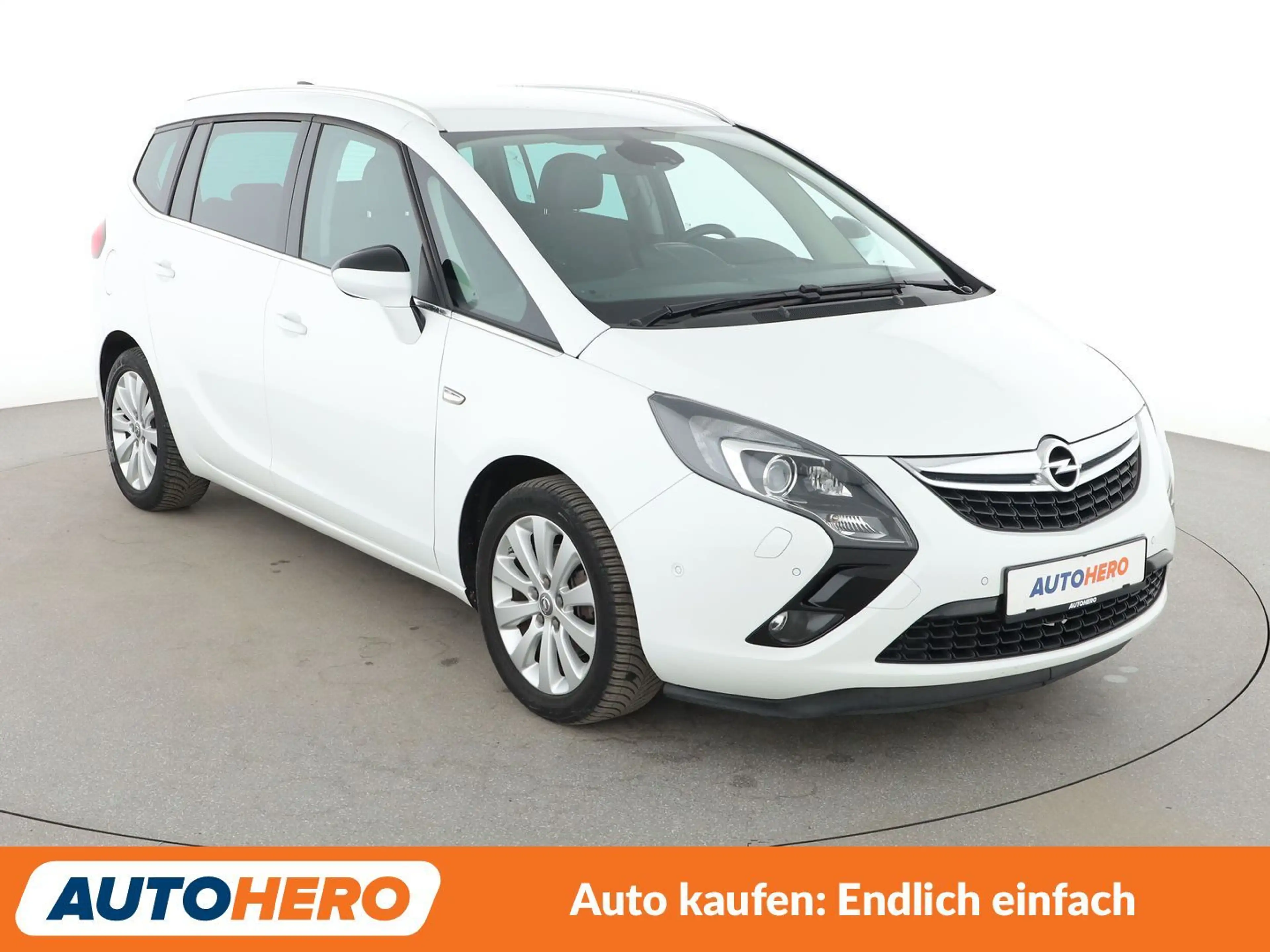 Opel Zafira Tourer 1.4 Turbo Innovation Aut.*XENON*TEMPO*PDC*SHZ* — photo 8
