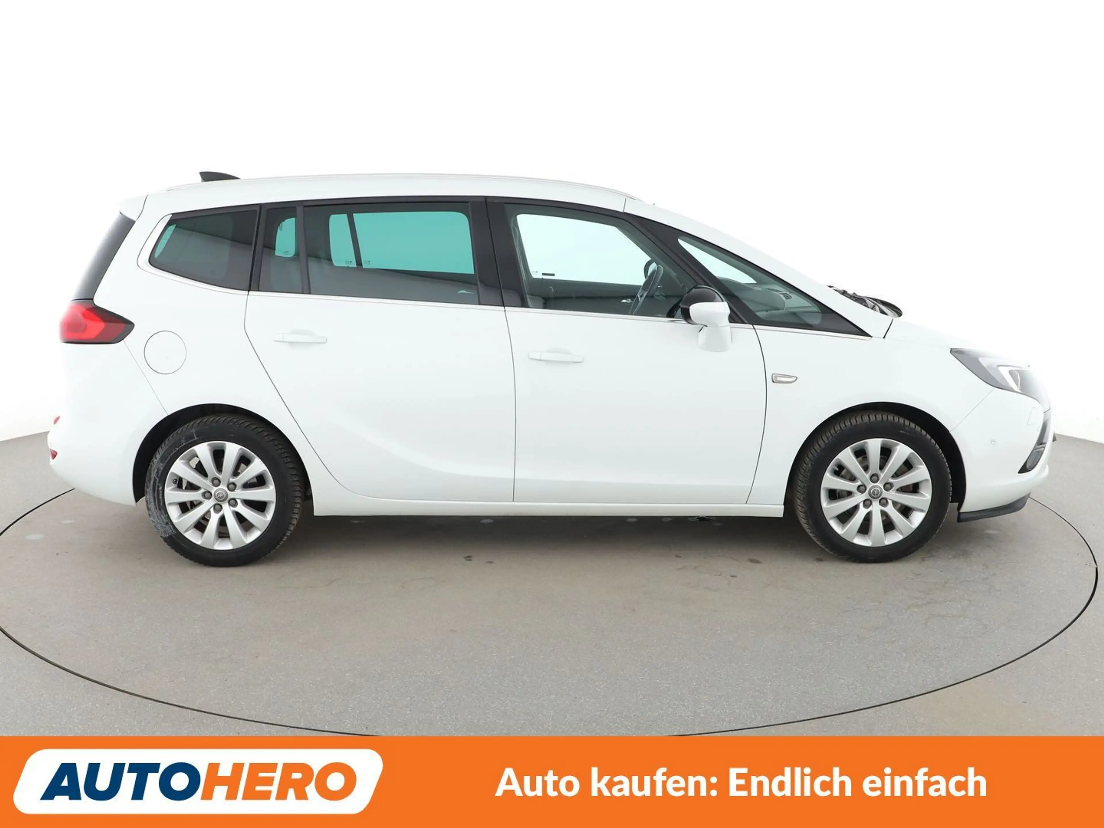 Opel Zafira Tourer 1.4 Turbo Innovation Aut.*XENON*TEMPO*PDC*SHZ* — photo 7