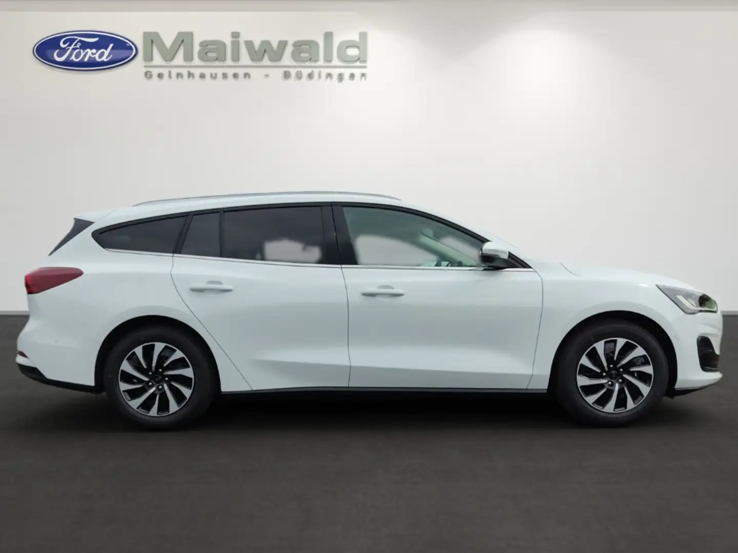 Ford Focus Turnier Titanium 1.0 EcoBoost Mild-Hybrid EU6d Nav Weiß - 2