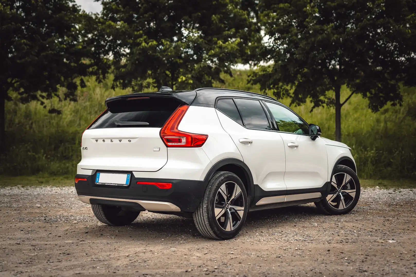 Volvo XC40 Single Motor MY23 Recharge | ULTIMATE Bianco - 2