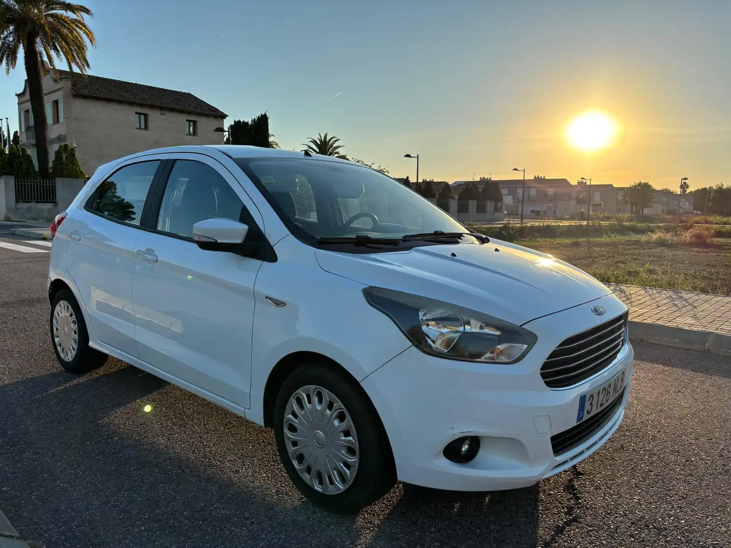 Ford Ka/Ka+ Ka 1.19 Ti-VCT Essential Essential Blanco - 2