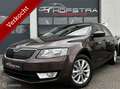 Skoda Octavia 1.6 TDI Trekhk Navi Clima Lage-Km Orig Nederlands! Brun - thumbnail 1