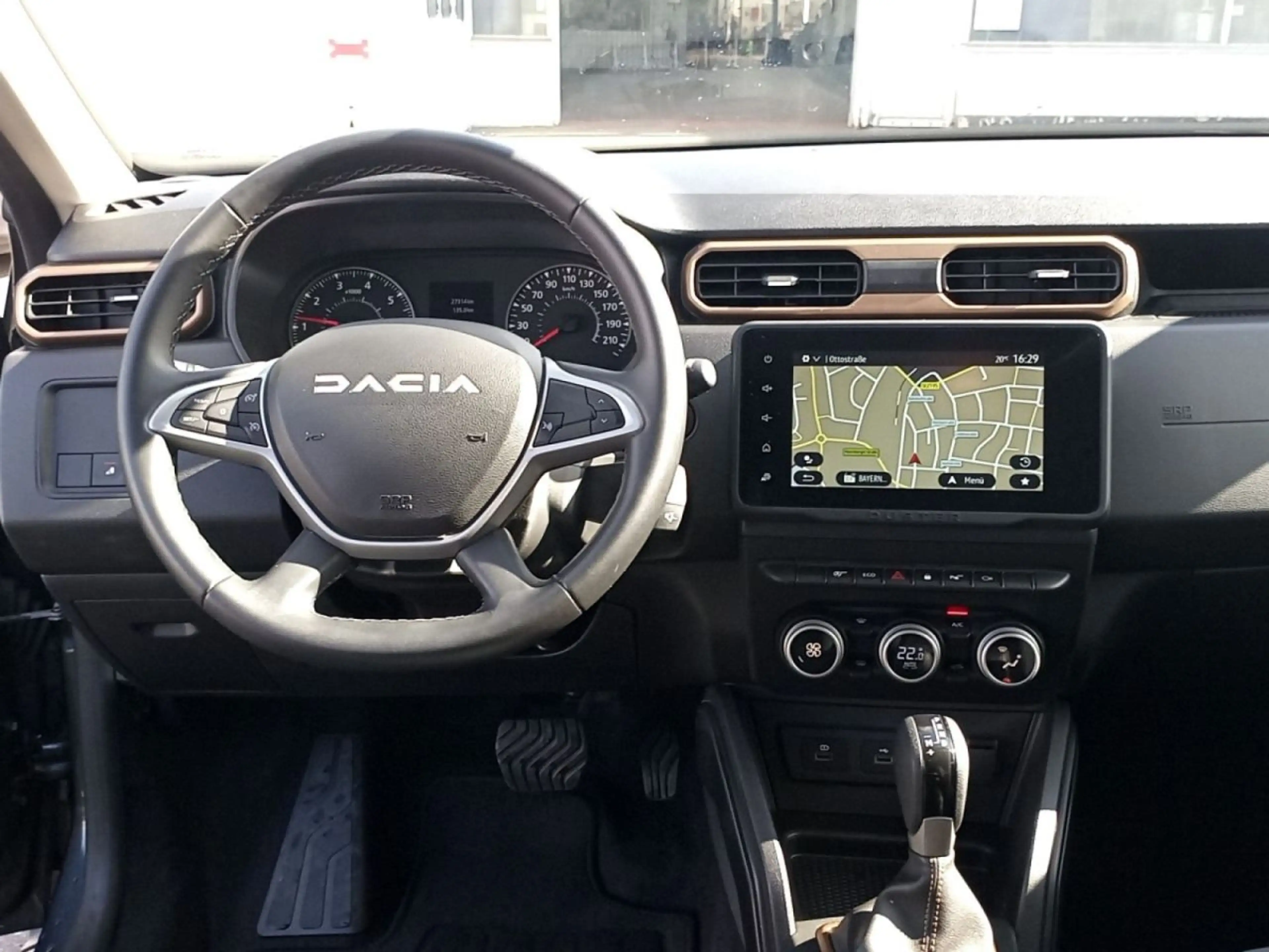 Dacia Duster II Extreme — photo 11