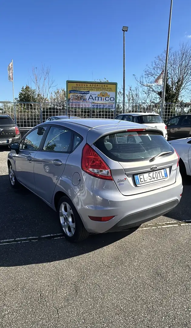 Ford Fiesta 5p 1.6 tdci Titanium c/esp 95cv E5 - 2