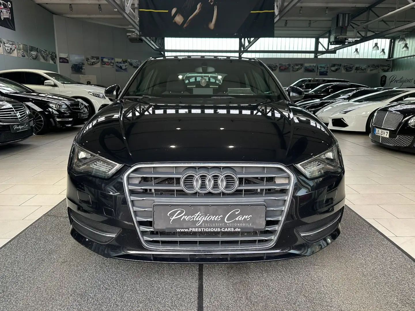 Audi A3 2.0 TDI SPORT 18´PANO LED NAVI PDC EURO 6 TOP Zwart - 1