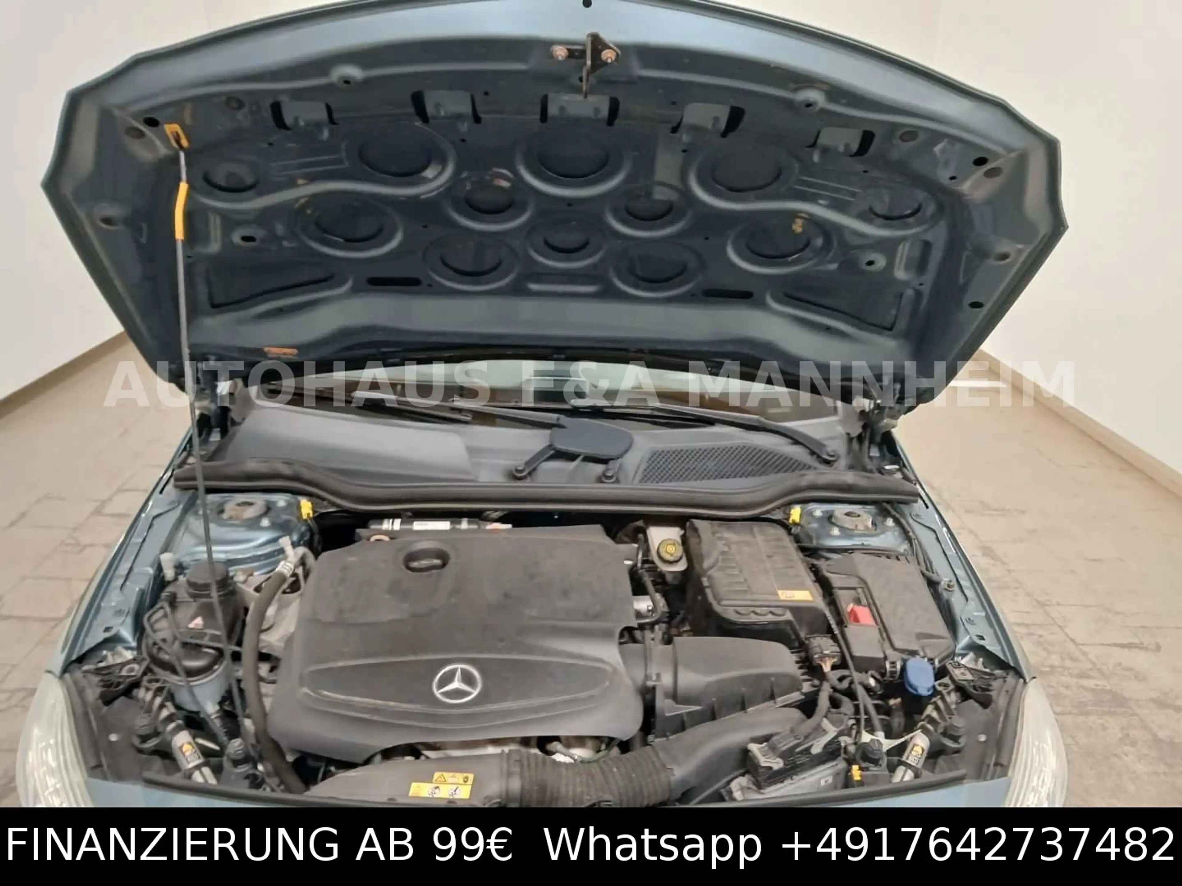 Mercedes-Benz A 180 Urban Leder Xenon Pano Navi RKamera 2Hand — photo 9