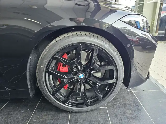 BMW 4 Series view 9