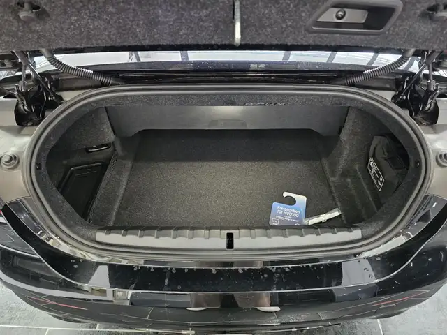 BMW 4 Series view 11