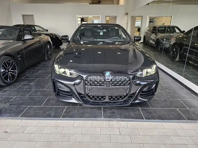 BMW 4 Series view 3
