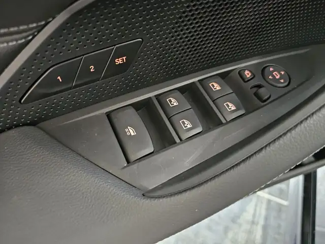 BMW 4 Series view 13