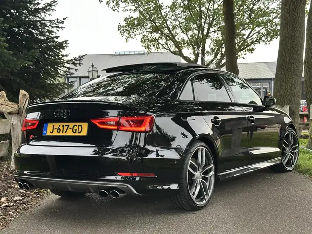 Audi S3 view 5