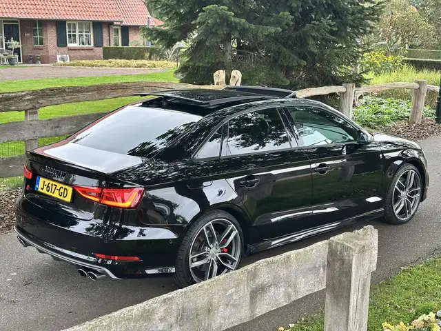 Audi S3 view 10
