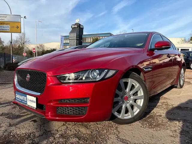 Jaguar XE 20d 180PS Prestige Automatik