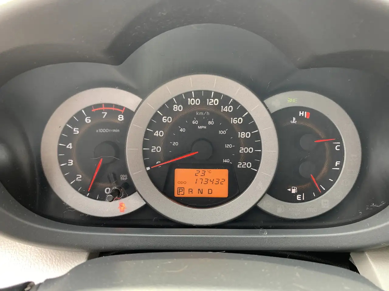 Toyota RAV 4 снимка Toyota RAV 4