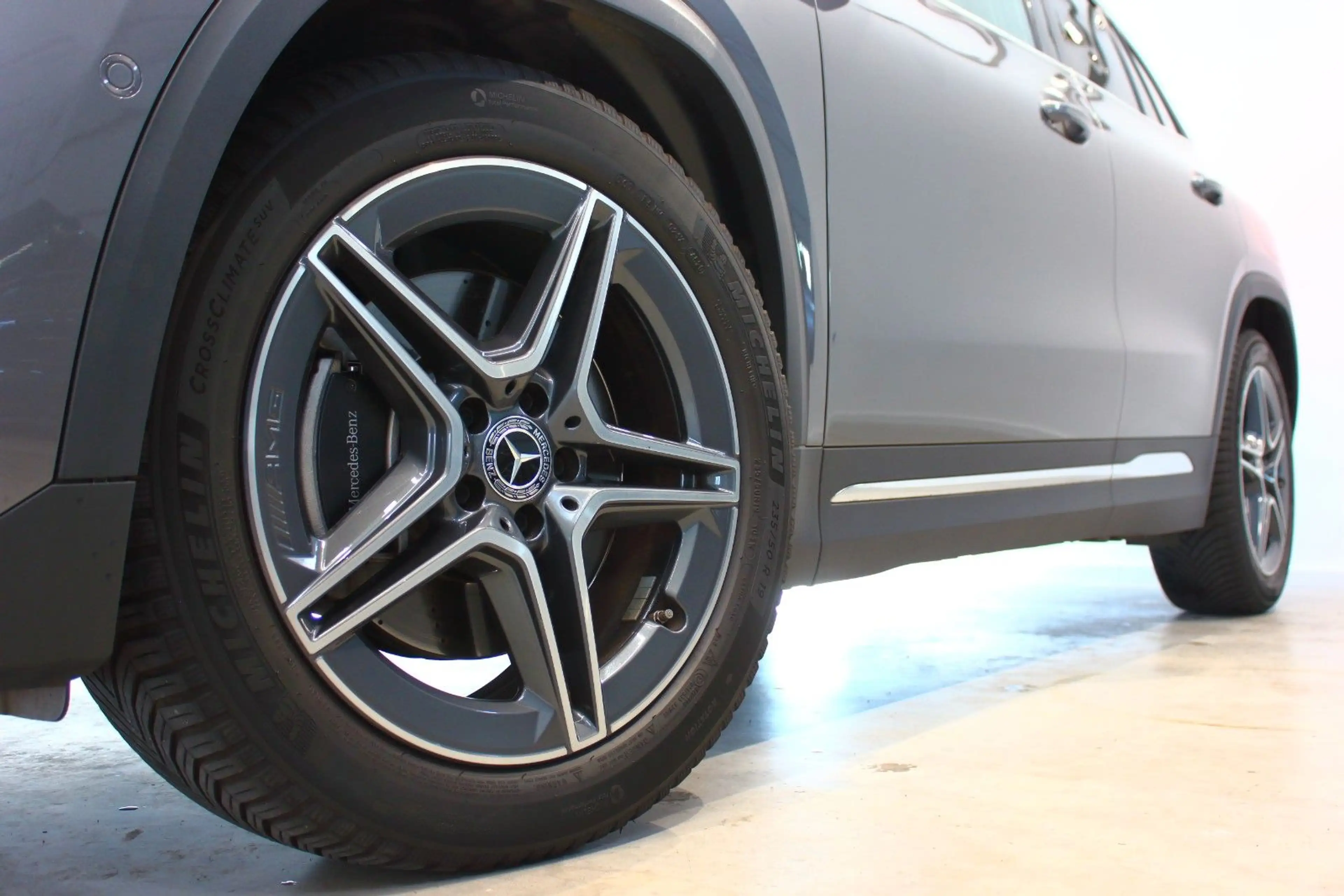 Mercedes-Benz GLA 250 8G DCT AMG LINE~DEUTSCH+UNFALLFREI+PANO~ — photo 11