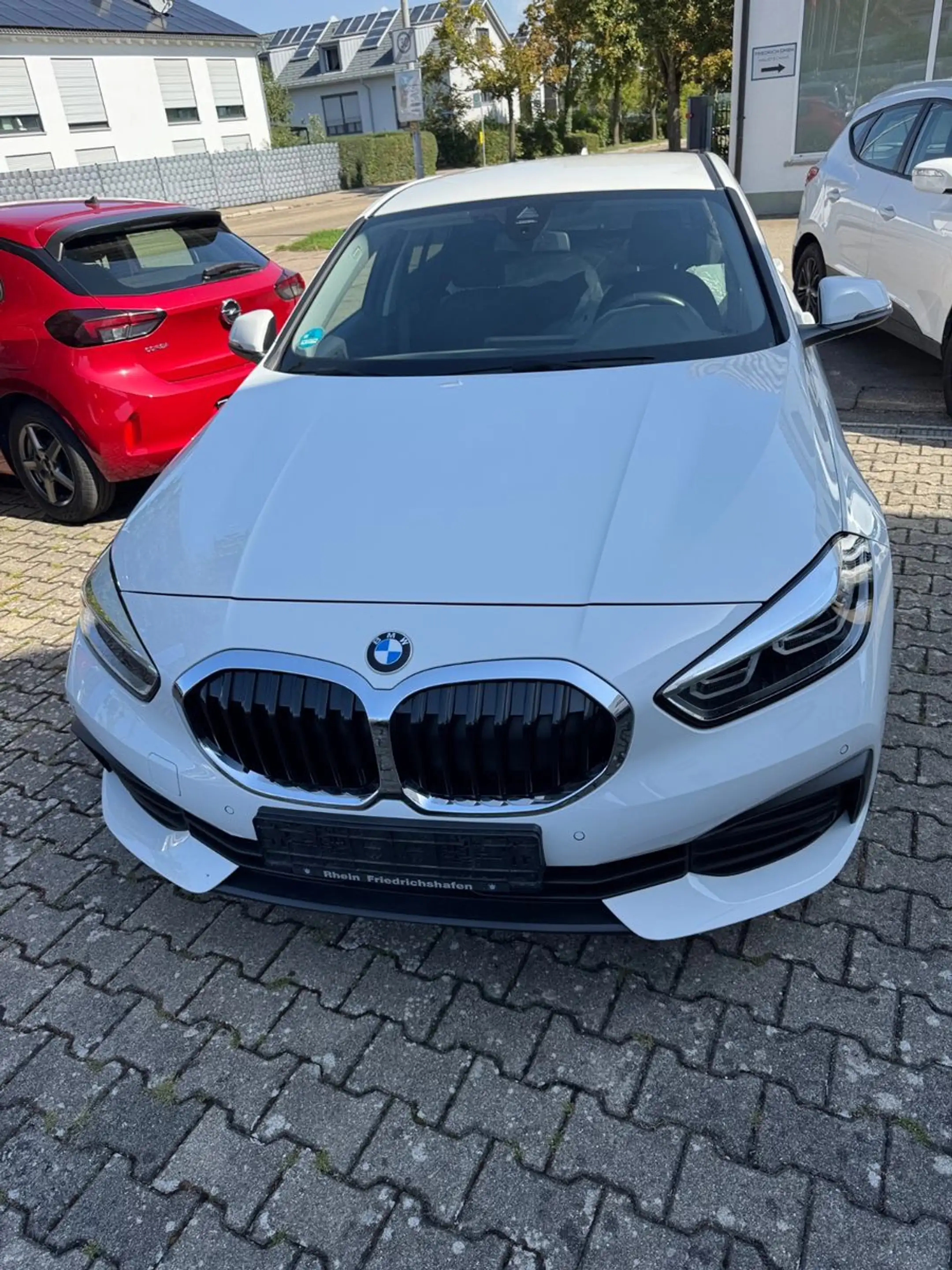 BMW 118 d Advantage CAM,PDC,SITZH,8xALU,NAVI — photo 2