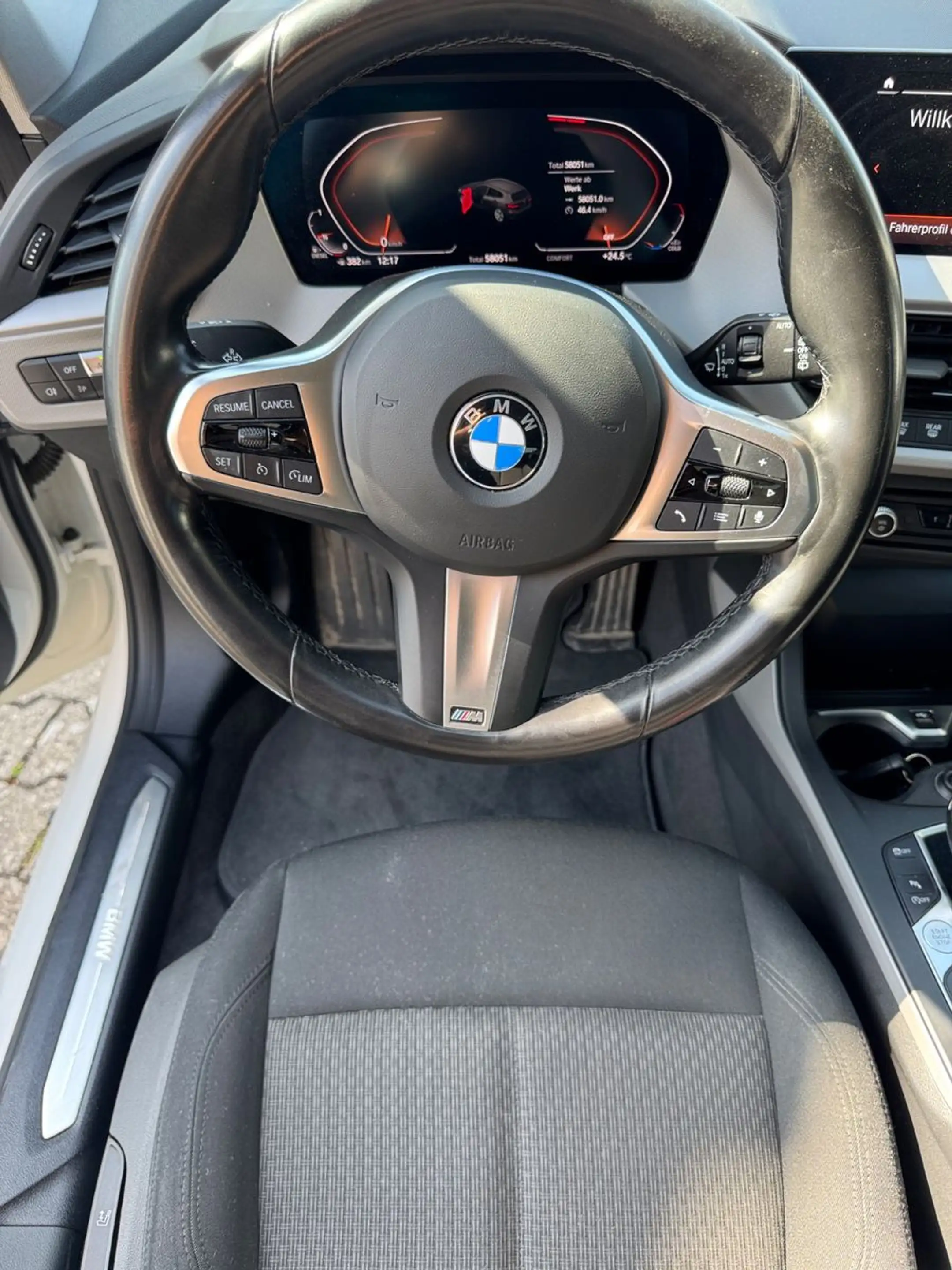 BMW 118 d Advantage CAM,PDC,SITZH,8xALU,NAVI — photo 10