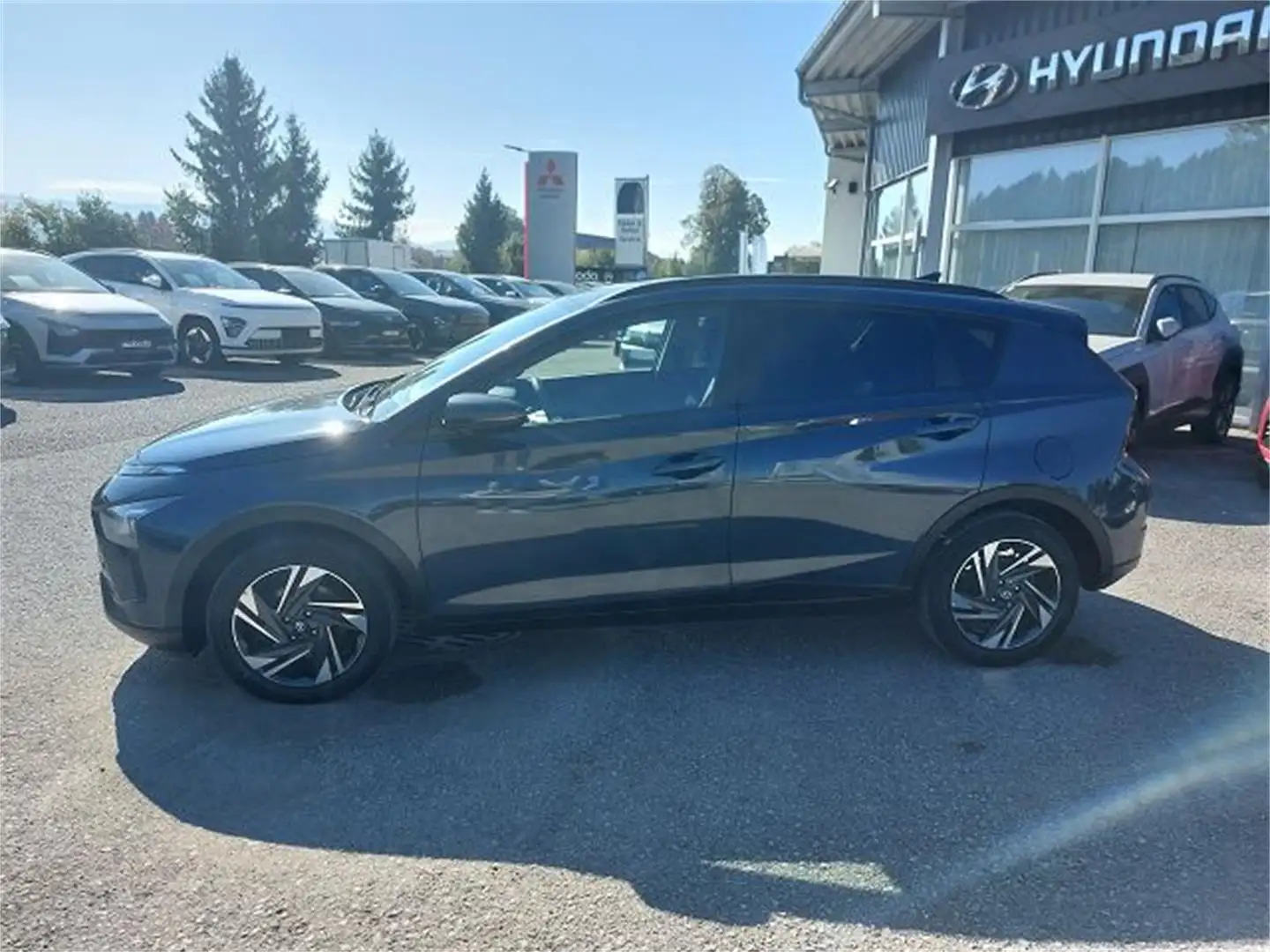 Hyundai BAYON Bayon i-Line Plus 1,0 T-GDi DCT y1bp3 Grau - 2