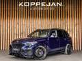 BMW X5 xDrive45e 394PK High Executive M-Sport | SKYLOUNGE Blauw - thumbnail 1
