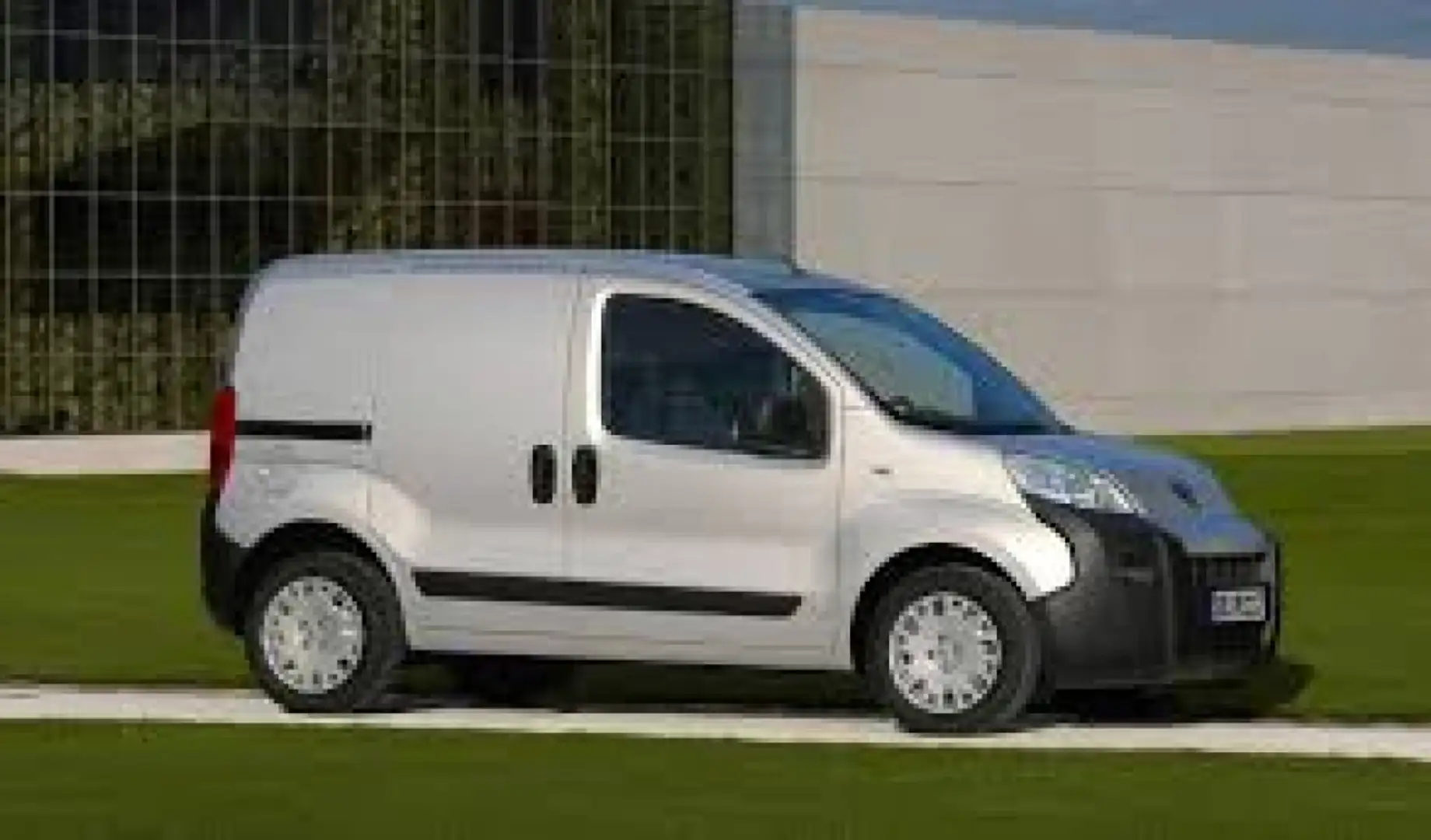 Peugeot Bipper 1.4 HDi 70CV 2Tronic Furgone Šedá - 1