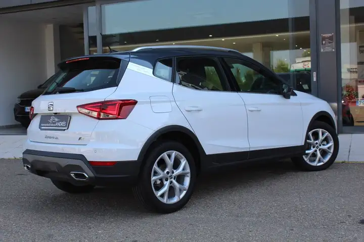 SEAT Arona 2025, foto 6