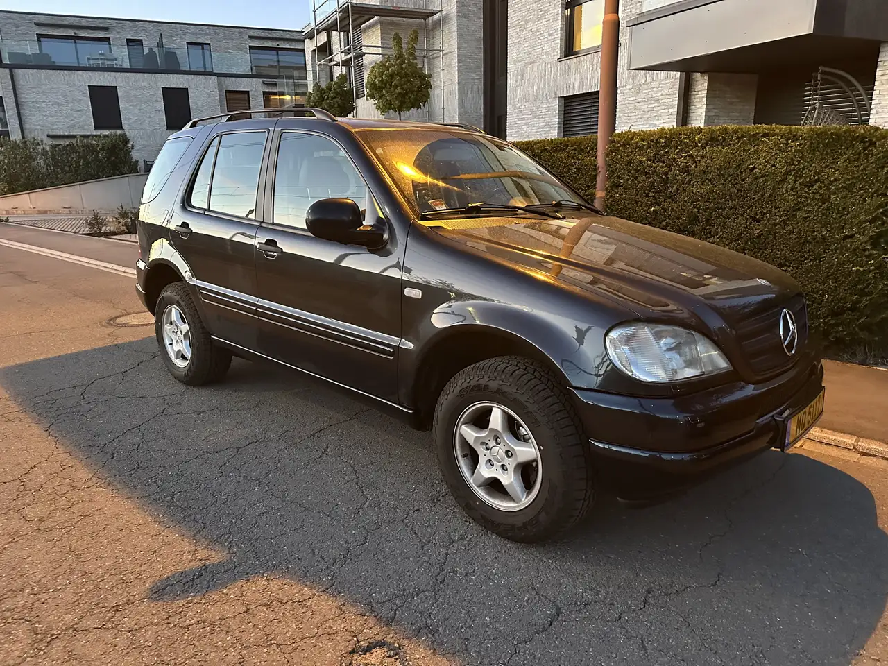 Mercedes-Benz ML 230