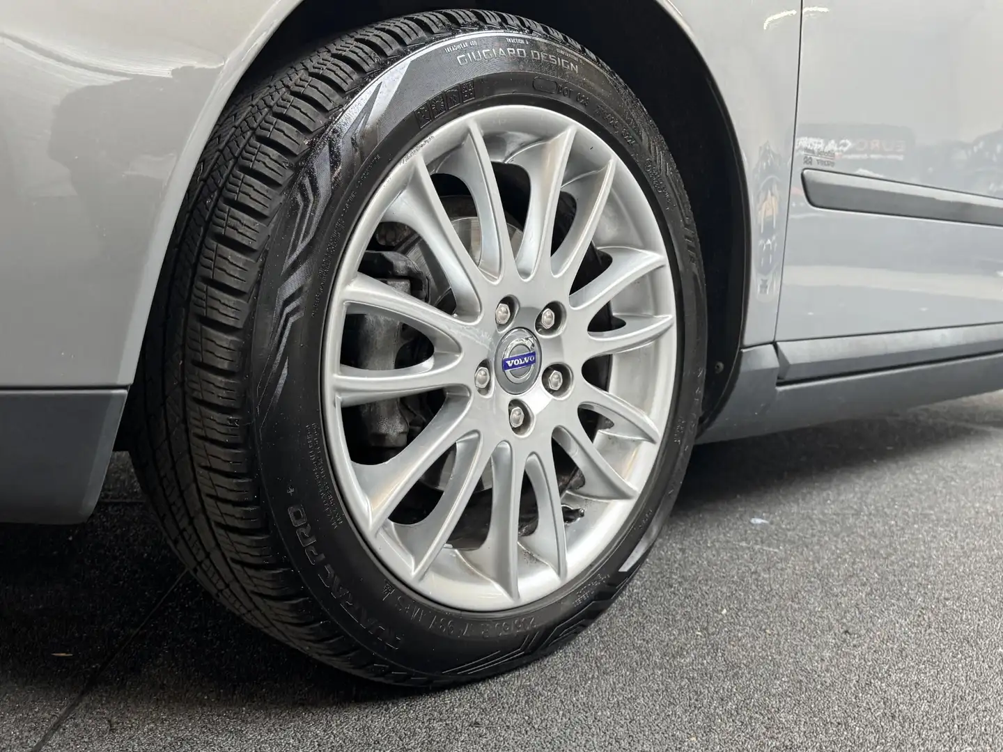 Volvo V50 1.8 Edition I Trekhaak Airco Cruise control Handel Grijs - 2
