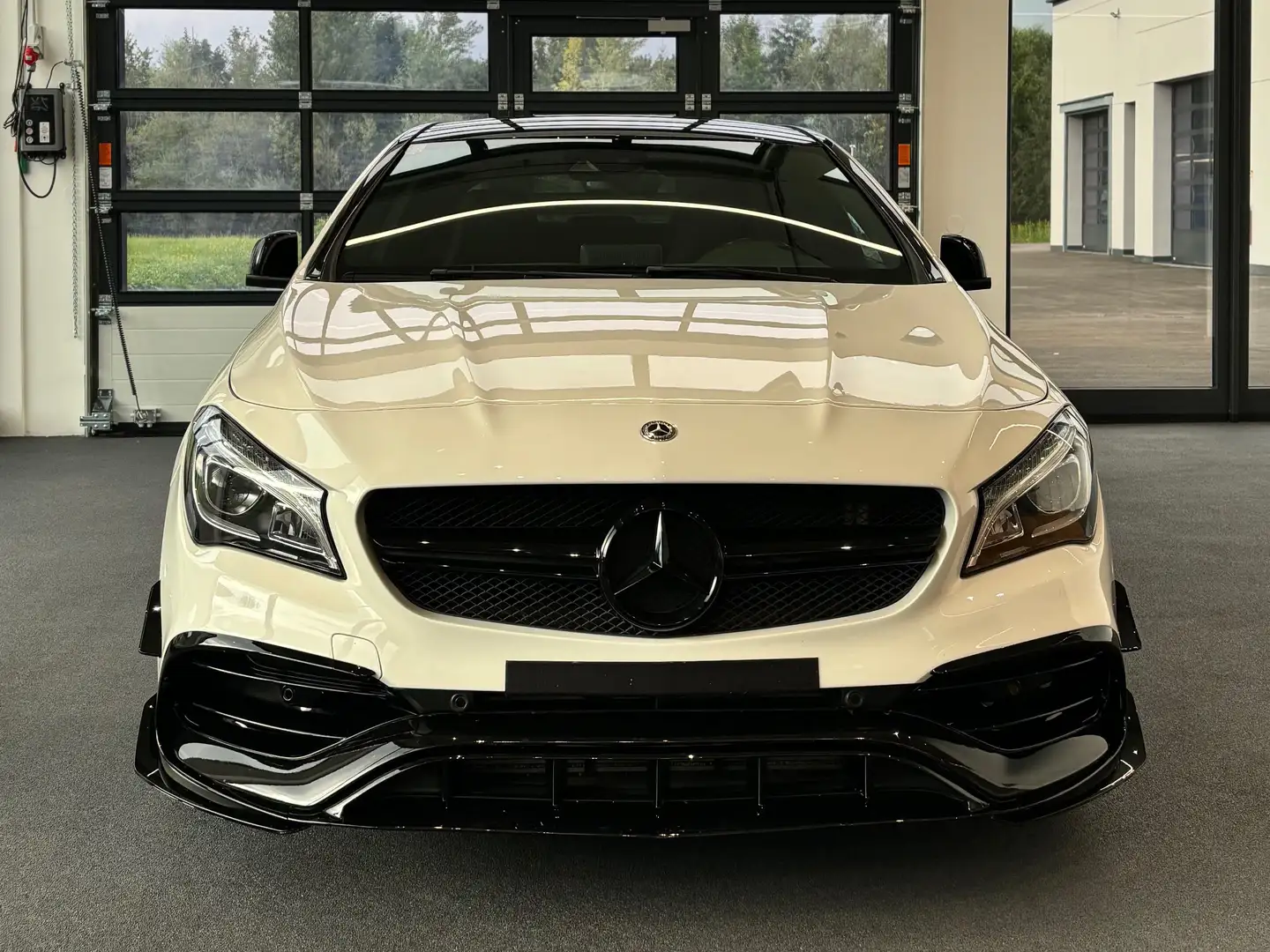 Mercedes-Benz CLA 250 CLA 250 Sport Aut. Sport Weiß - 2