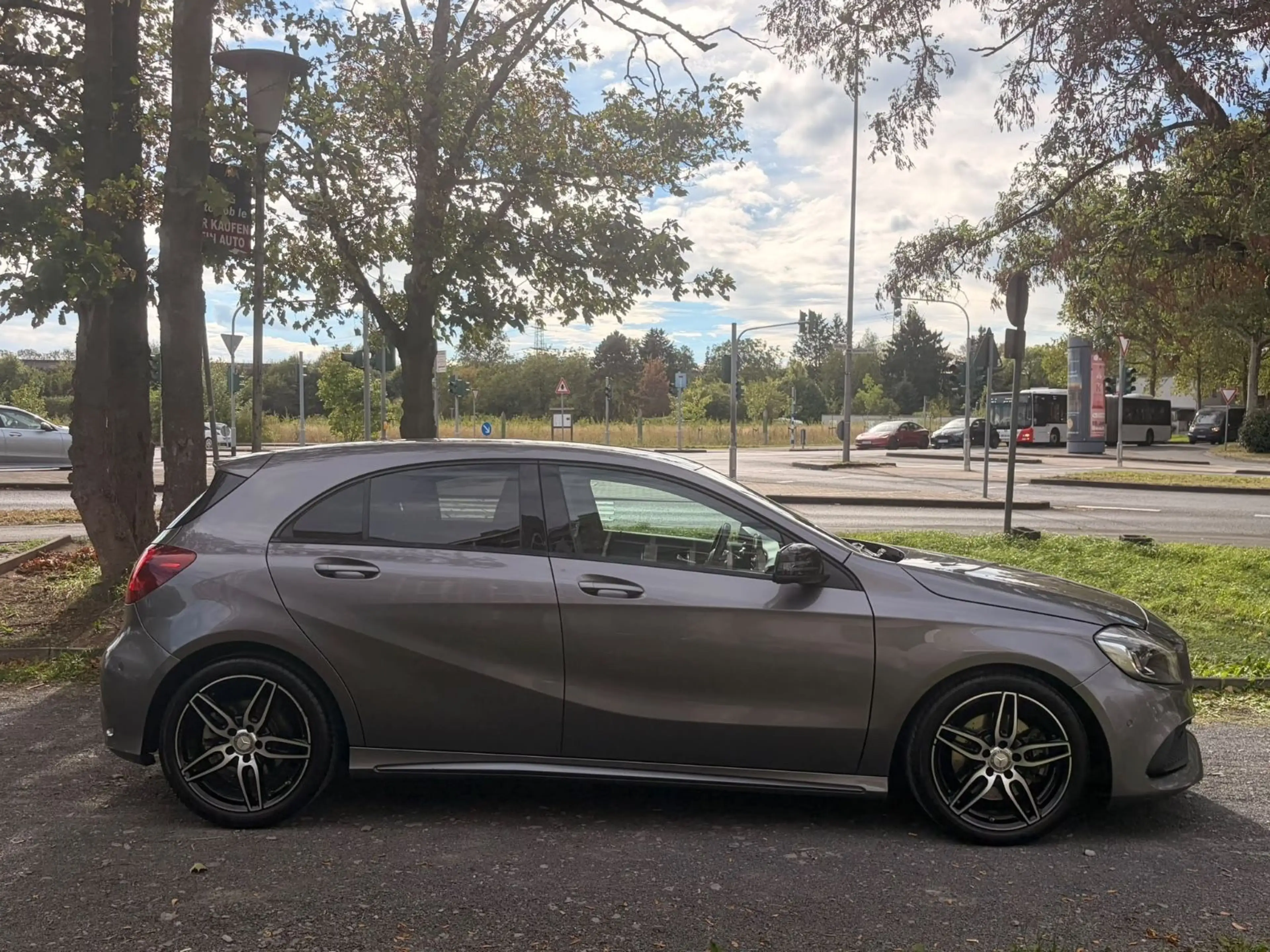 Mercedes-Benz A 220 CDİ /d BlueEfficiency* AMG Paket*Auto.*EU6 — photo 4