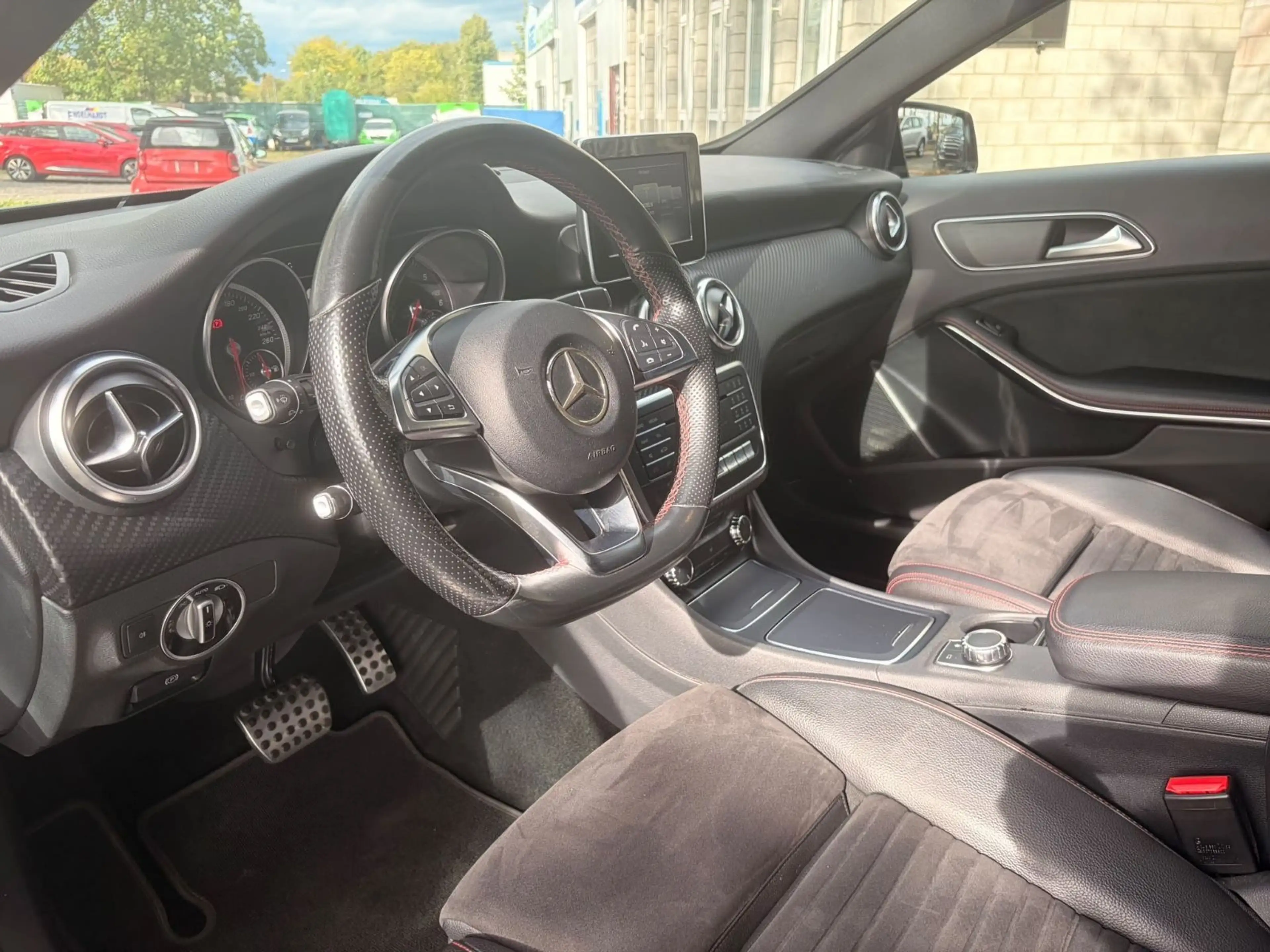 Mercedes-Benz A 220 CDİ /d BlueEfficiency* AMG Paket*Auto.*EU6 — photo 9