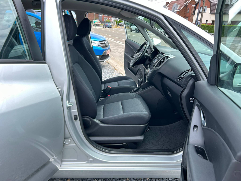 Hyundai iX20 iX20 1.6i Confort  - Boite automatique - Faible KM - Full historique- Garantie — photo 13