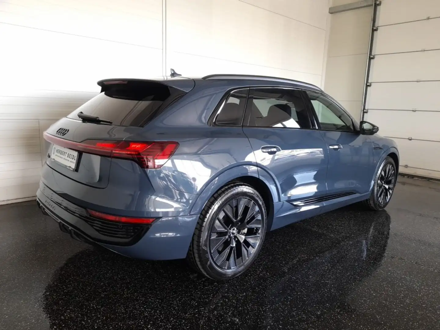 Audi Q8 e-tron 116 kWh S-LINE Quattro FACELIFT *SKY / MATRIX LED / 21 ZOLL / VOLLEDER BELÜFTET & MEMORY / 360° KAMERA / ASS. STADT / B&O Blau - 2