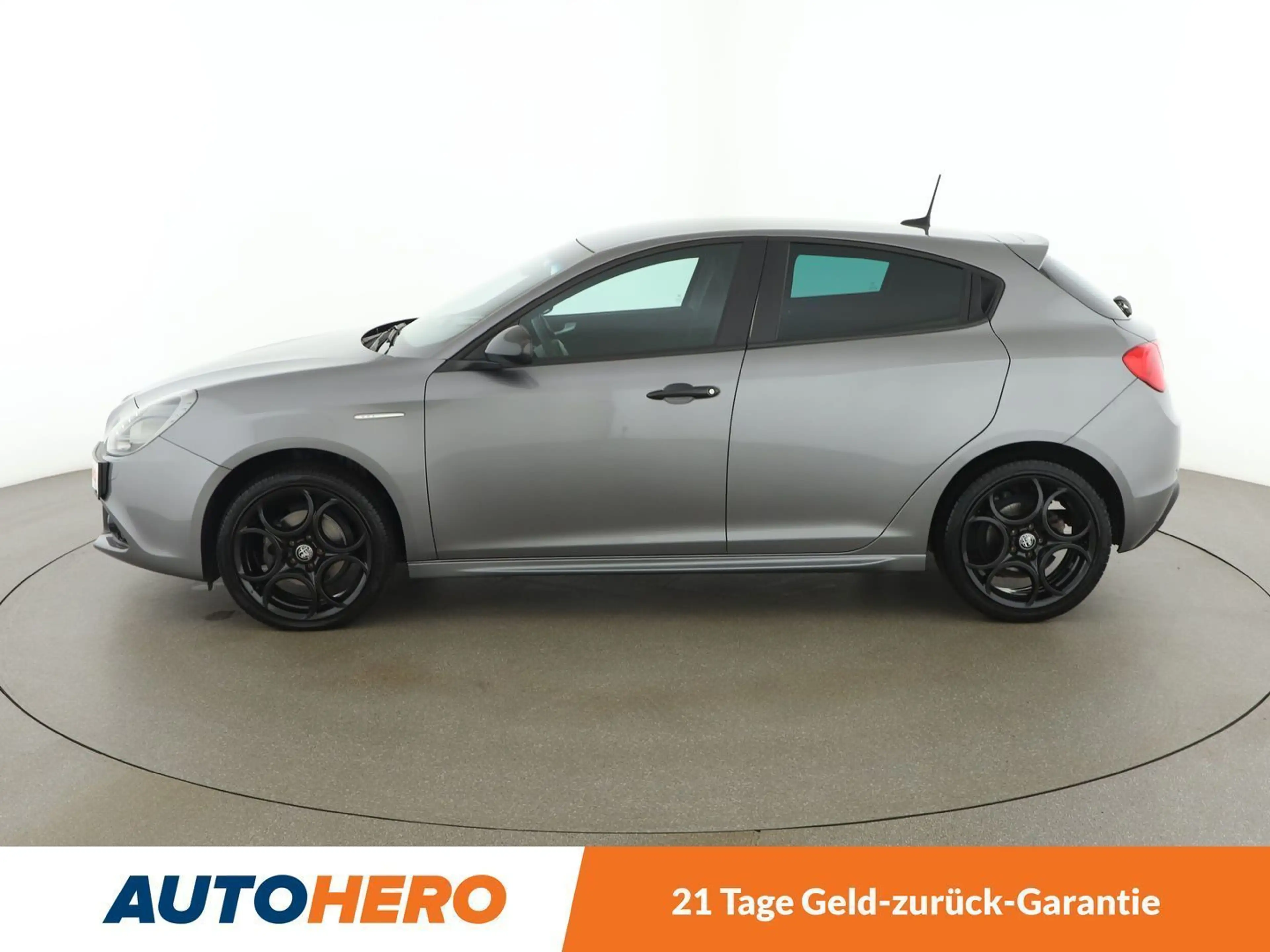 Alfa Romeo Giulietta 1.4 Turbo Super *XENON*TEMPO*CAM*SHZ* — photo 3
