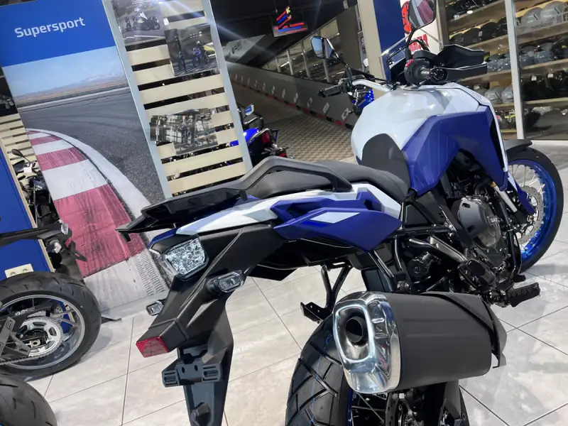 Suzuki V-Strom 800DE - foto 5