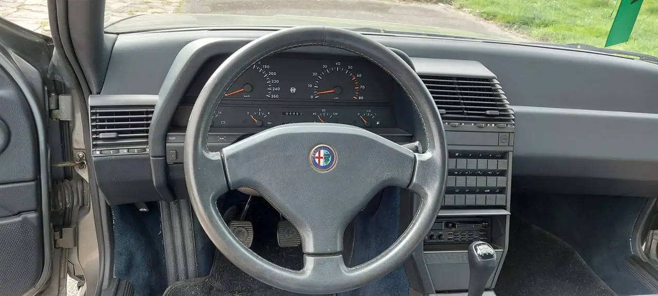 Alfa Romeo 164 3.0 V6, foto 11